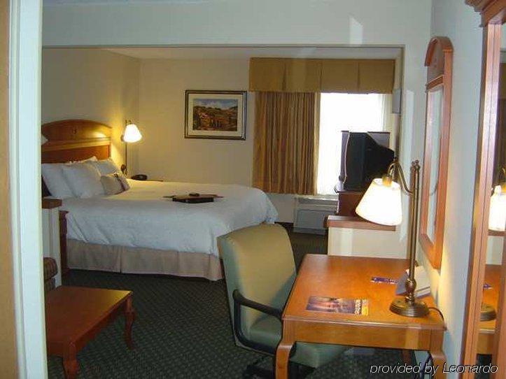 Hampton Inn Wichita-East Bilik gambar
